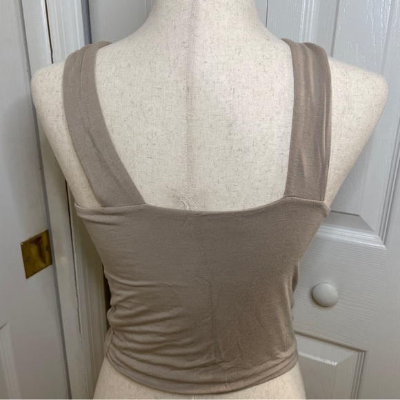 Francesca’s boutique double lined square neck tank top - Picture 2 of 4